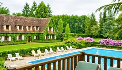 Iznomāt helikopteru, lai lidotu uz L’auberge des Templiers Sologne