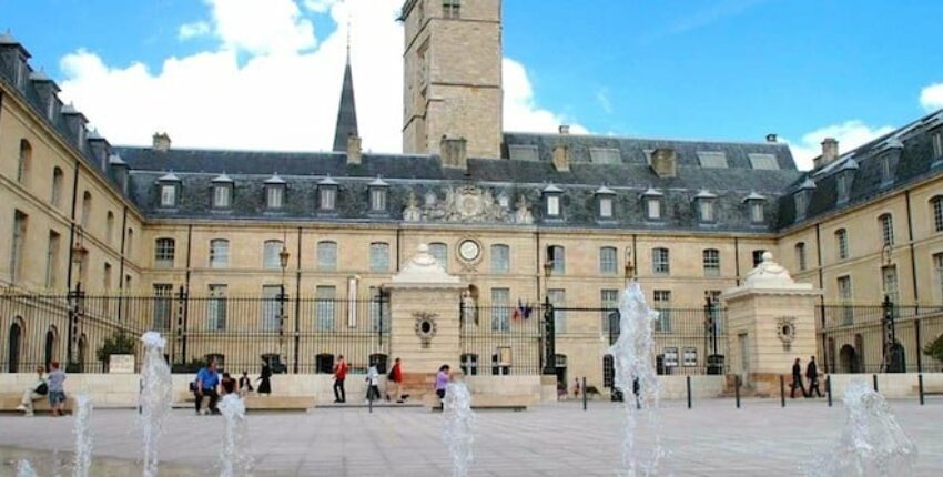 Dižona Burgundija : privātā reaktīvā lidmašīna noma 