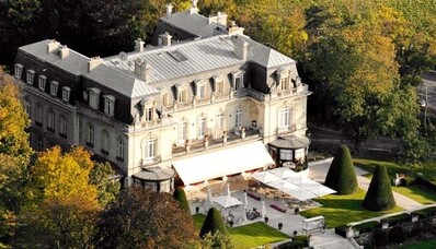 Iznomāt helikopteru, lai lidotu uz Les Crayères (Reims Champagne)