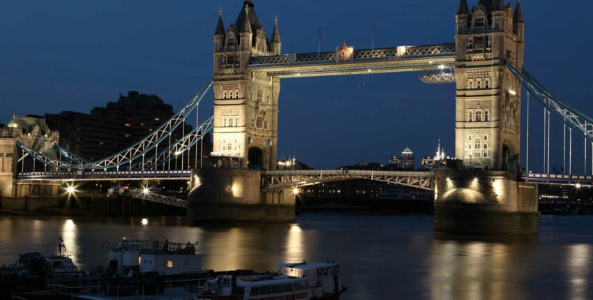 Parīze - Londona: privātā reaktīvā lidmašīna noma