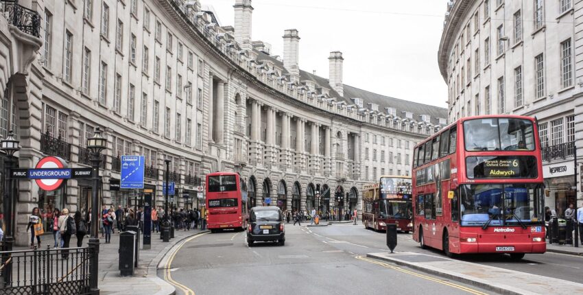 Minhene - Londona: privātā reaktīvā lidmašīna noma