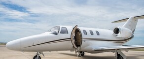 Citation CJ1 privātā reaktīvā lidmašīna noma