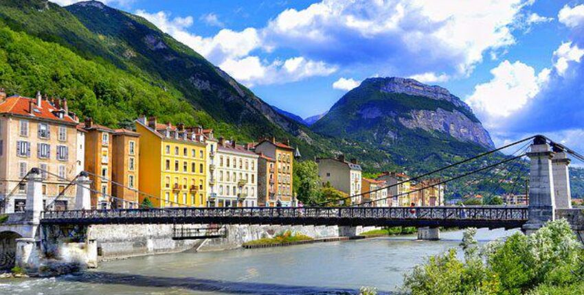 Grenoble Isère : privātā reaktīvā lidmašīna noma 