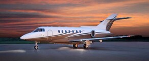 HAWKER 1000 privātā reaktīvā lidmašīna noma 