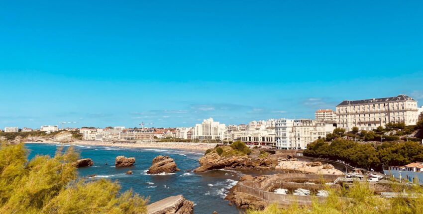 Biarritz, Anglet un Bayonne: privātā reaktīvā lidmašīna noma 
