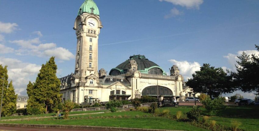 Limoges : privātā reaktīvā lidmašīna noma 