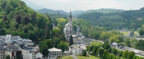 Tarbes Lourdes Pirenejos : privātā reaktīvā lidmašīna noma 