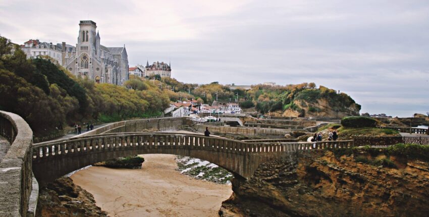 Biarritz, Anglet un Bayonne: privātā reaktīvā lidmašīna noma 
