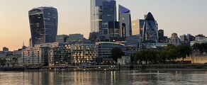 Neapole - Londona: privātā reaktīvā lidmašīna noma
