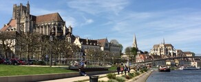 Auxerre filiāles: privāto reaktīvo noma 