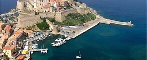 Parīze - Kalvi : privātā reaktīvā lidmašīna noma 