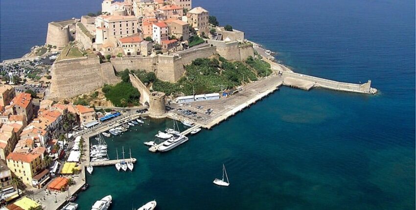 Calvi Sainte-Catherine: privātā reaktīvā lidmašīna noma