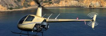 emplacement de jet privé : H130 survole un canyon.