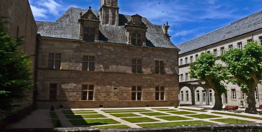 Brive : privātā reaktīvā lidmašīna noma 