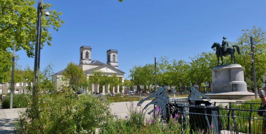 La Roche-sur-Yon: privāto reaktīvo noma