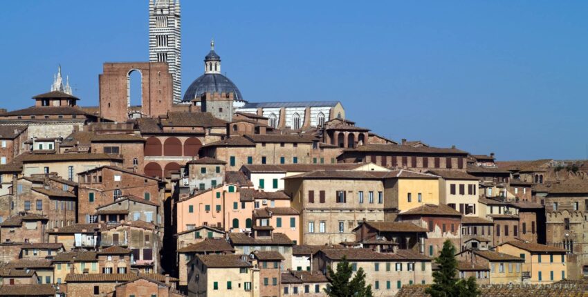 Siena: privātā reaktīvā lidmašīna noma 