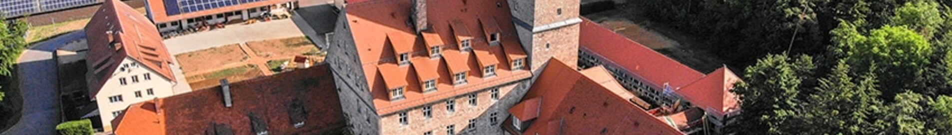 Burg Feuerstein: privātā reaktīvā lidmašīna noma 