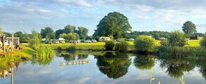 Old Buckenham : privāto reaktīvo noma 