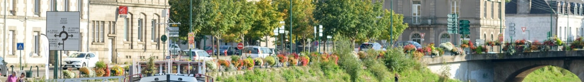 Pontivy : privātā reaktīvā lidmašīna noma 