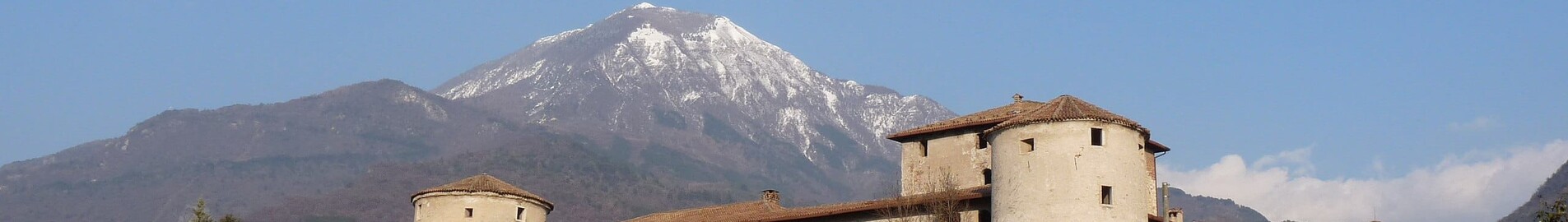Trento Mattarello : privātā reaktīvā lidmašīna noma 