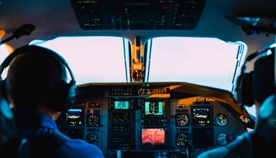 Kāpēc privātajai lidmašīnai ir divi piloti?
