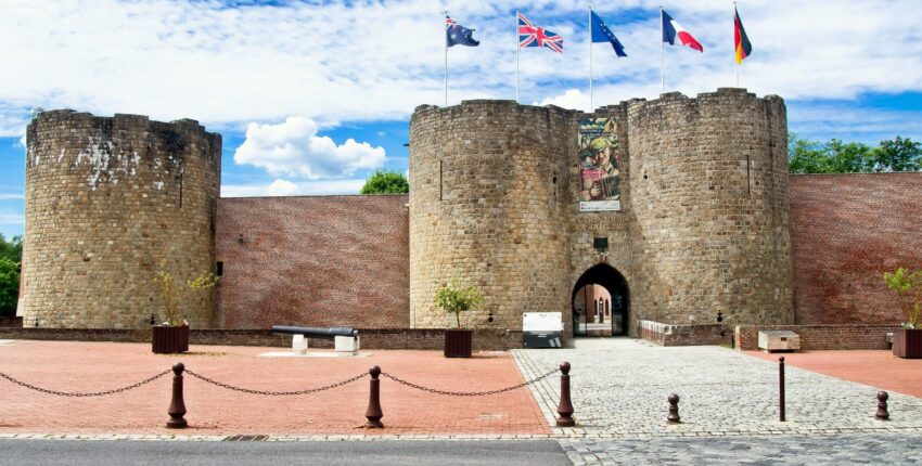 Privātā reaktīvā lidmašīna noma pie Perronne - Saint-Quentin lidlauks
