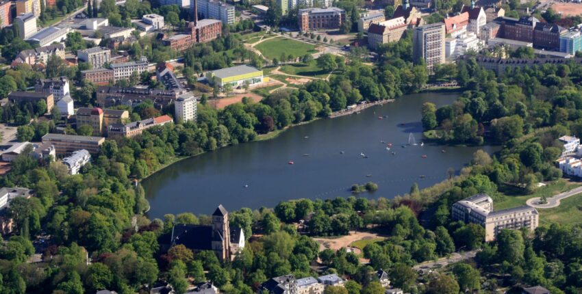 Iznomāt privātu reaktīvo lidmašīnu no Chemnitz lidosta