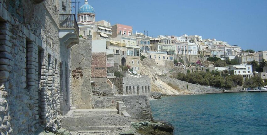 Iznomāt privātu reaktīvo lidmašīnu no Syros lidosta