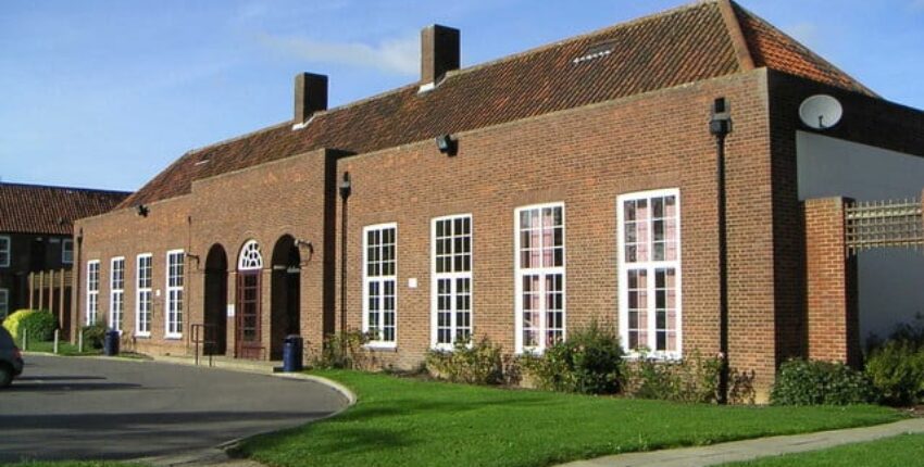 Iznomāt privātu reaktīvo no Cranfield Airport
