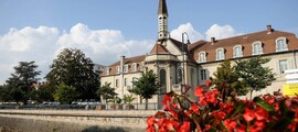 Coulommiers Voisins: privāto reaktīvo noma