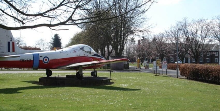 Iznomāt privātu reaktīvo no Cranwell Air Base