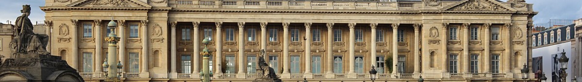 Luksusa viesnīca Parīzē: viesnīcā Hotel de Crillon izbaudiet greznību un eleganci Parīzes centrā