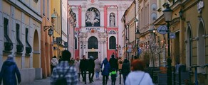 Poznaņa Krzesiny : privāto reaktīvo lidmašīnu noma 