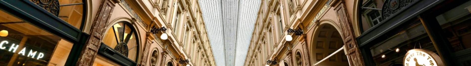Neapole - Brisele: privātā reaktīvā lidmašīna noma