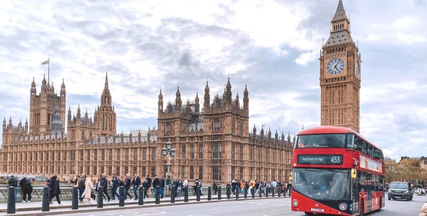 Luksemburga - Londona: privātā reaktīvā lidmašīna noma 