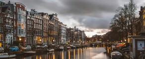 Ņujorka - Amsterdama : privātā reaktīvā lidmašīna noma