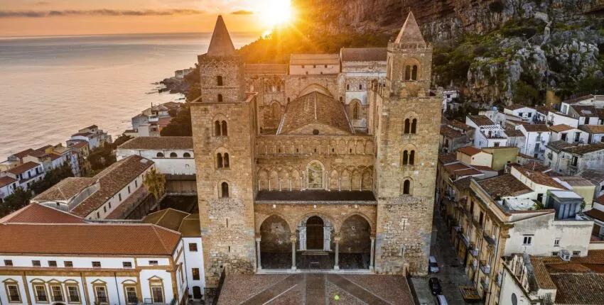 Cefalù : Privātā reaktīvā lidmašīna noma