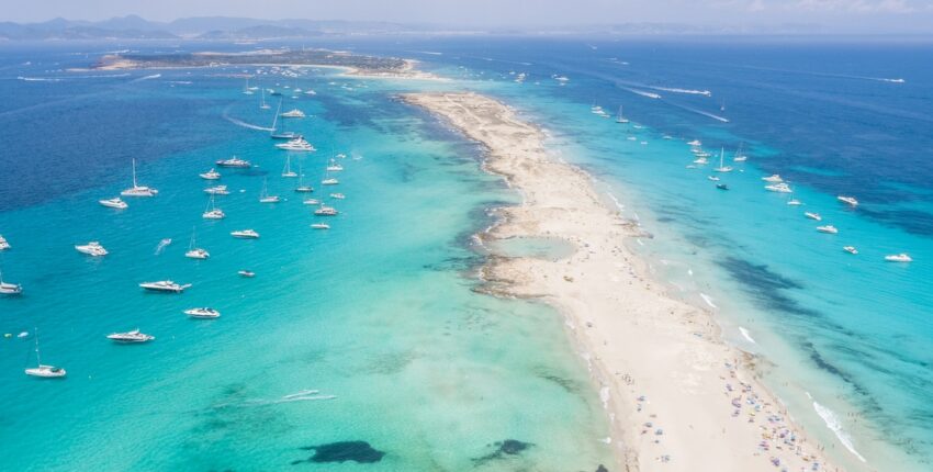 Formentera: privātā reaktīvā lidmašīna noma