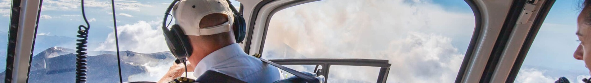 Lidojums virs Etnas kalna ar privātu helikopteru: ekskluzīva ekskursija uz vulkānu no unikāla leņķa