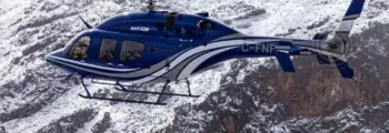 emplacement de jet privé : H130 survole un canyon.