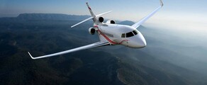 Falcon 7X privātā reaktīvā lidmašīna noma 