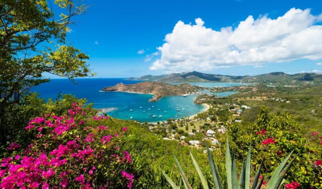 Antigva - Barbuda: transfērs ar helikopteru