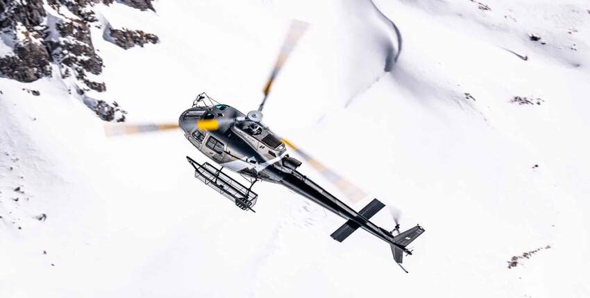 Liona - Megēva: transfērs ar helikopteru